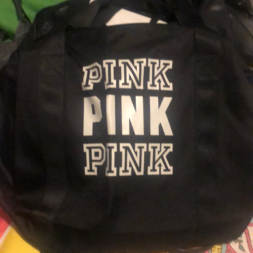 Pink duffel bag - black and white